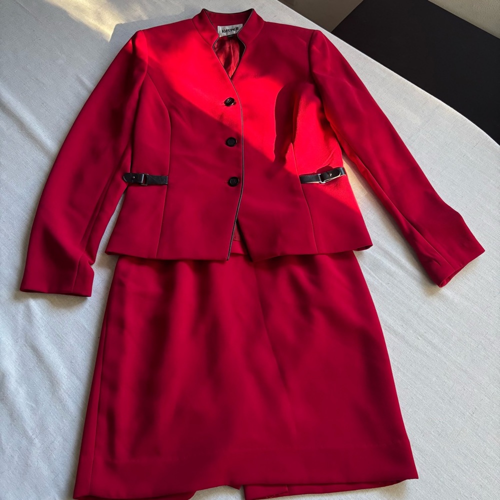 Kasper Rich Red Blazer & Skirt Suit Set Women’s Size 4 | Career Officewear